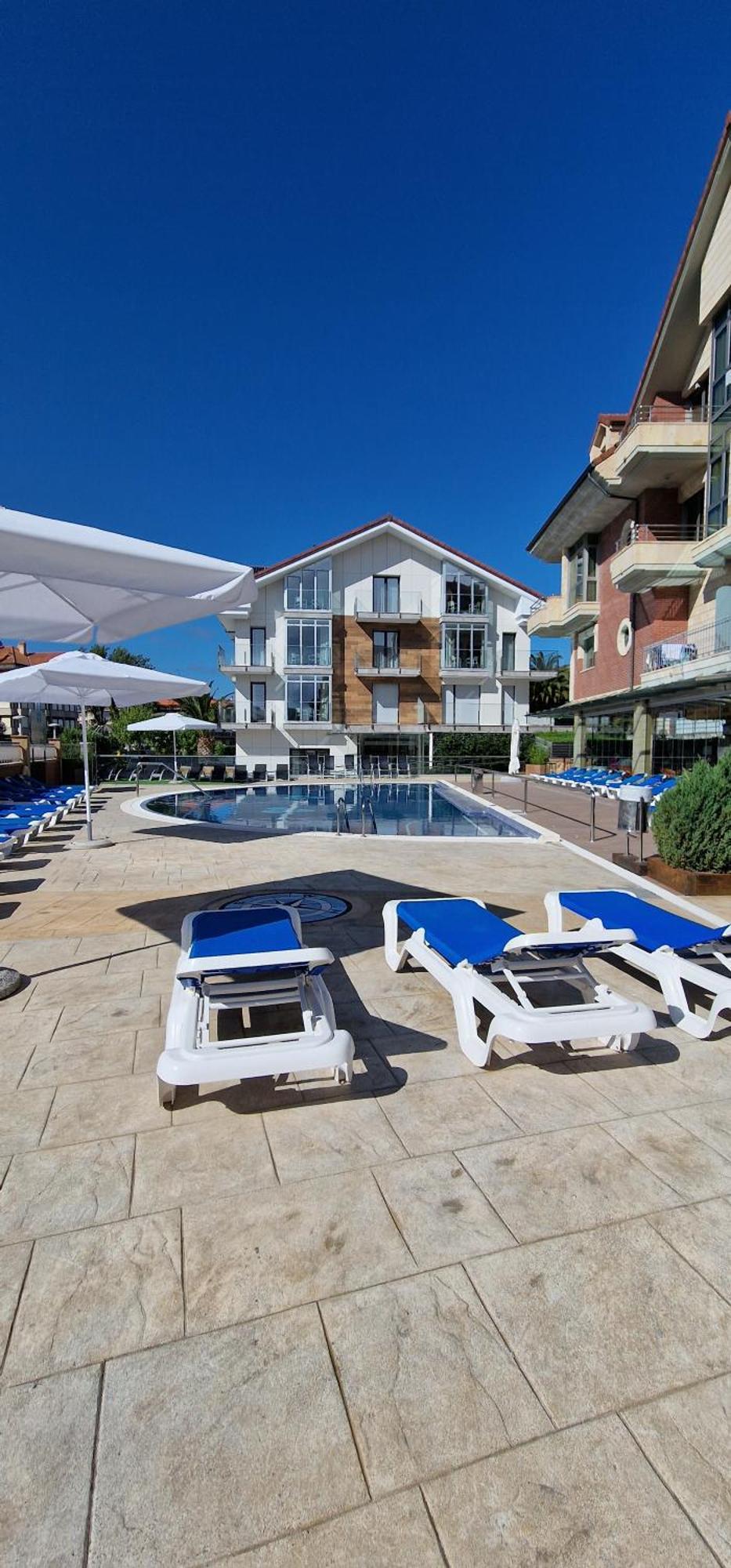 Playa Joyel Family Rooms Noja Exteriör bild